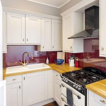 Georgian Apartment Located In The Center Of Bath. Zewnętrze zdjęcie
